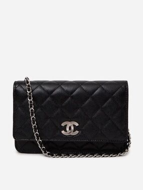 Pre-Owned Chanel 25C Black Caviar Wallet On Chain